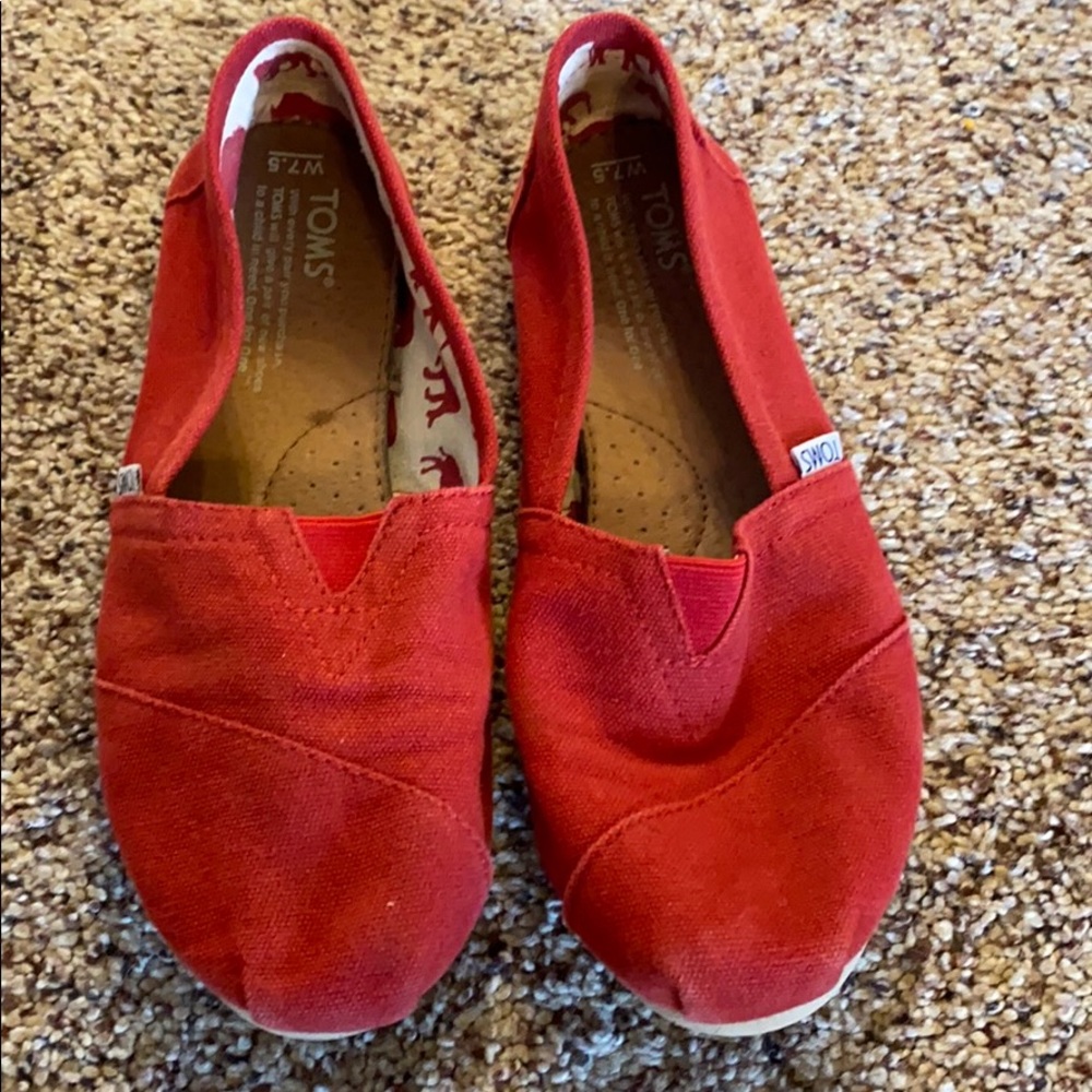 Red Toms, sz 7.5, average wear